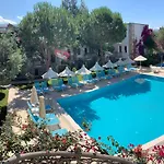 Hotel Moonshine &