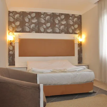 Hotel Moonshine &
