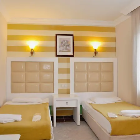 Hotel Moonshine &