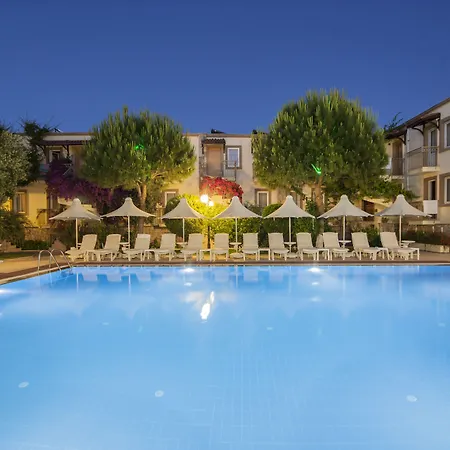 Moonshine & 3* بودروم